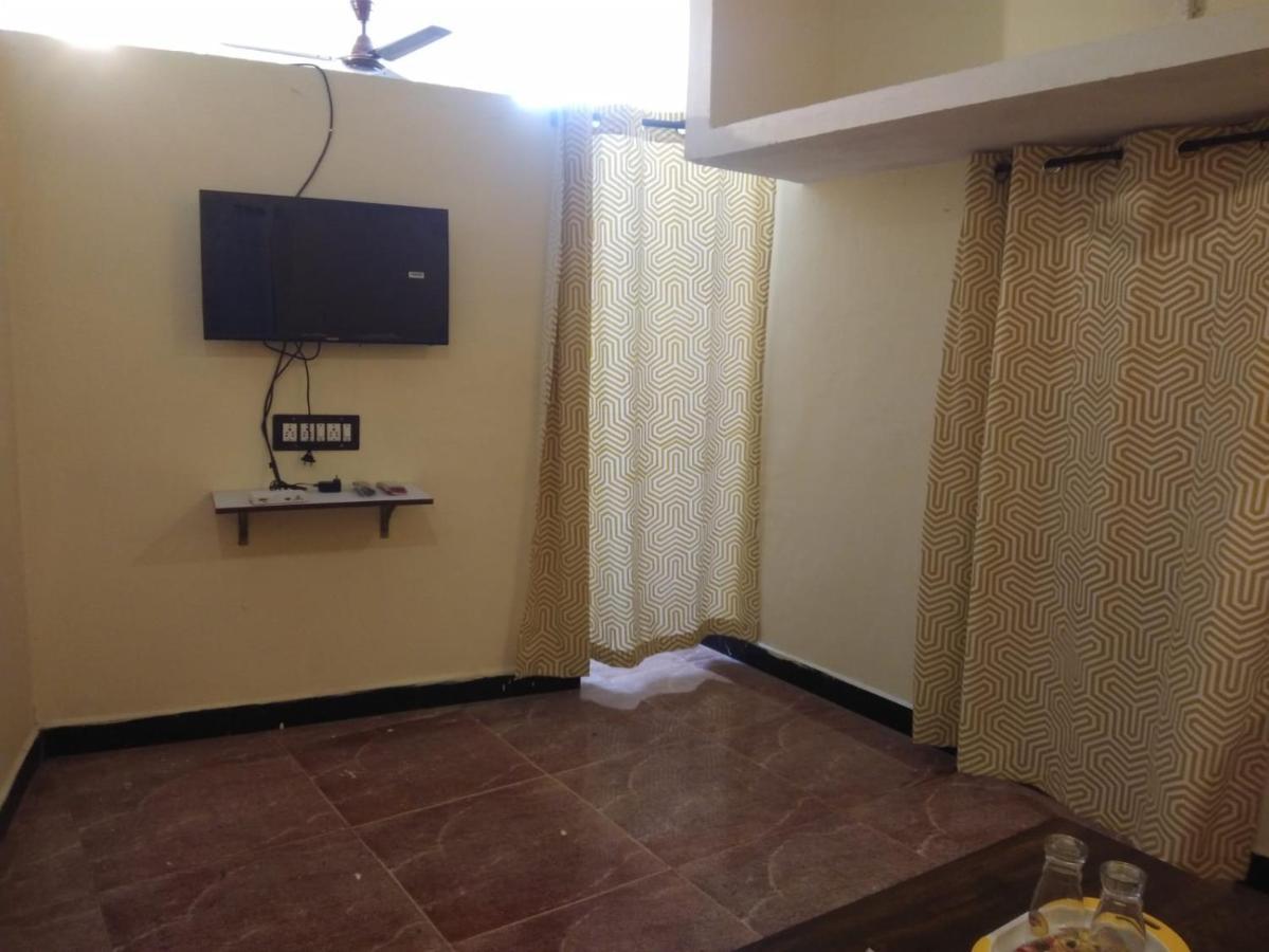 Nks Homestay Пондичери Екстериор снимка