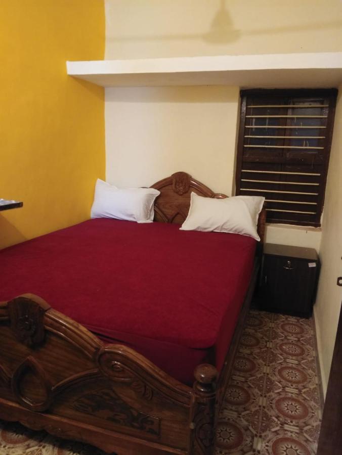 Nks Homestay Пондичери Екстериор снимка
