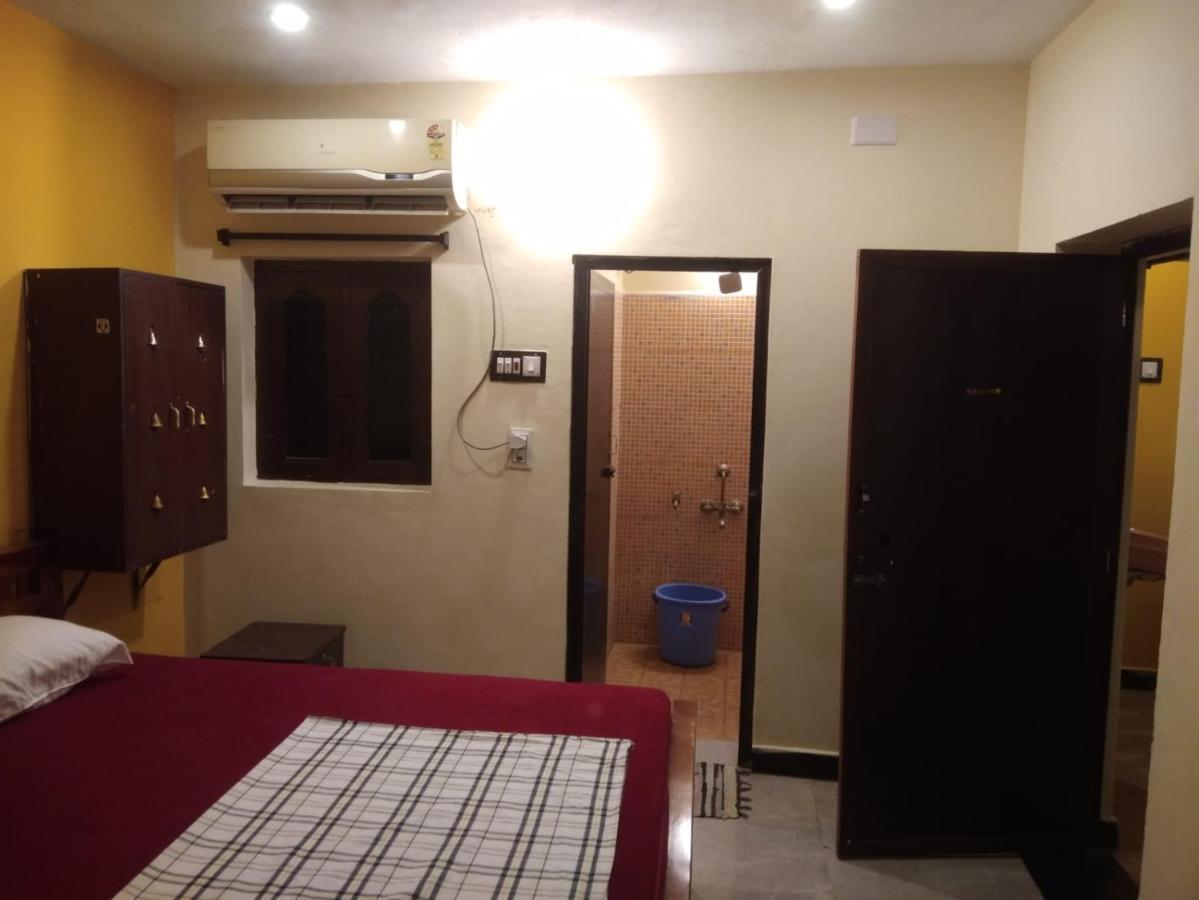Nks Homestay Пондичери Екстериор снимка