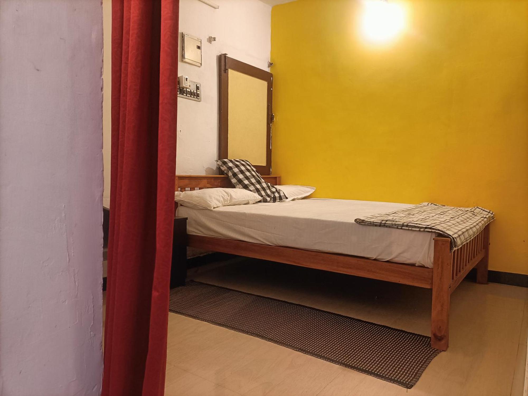 Nks Homestay Пондичери Екстериор снимка