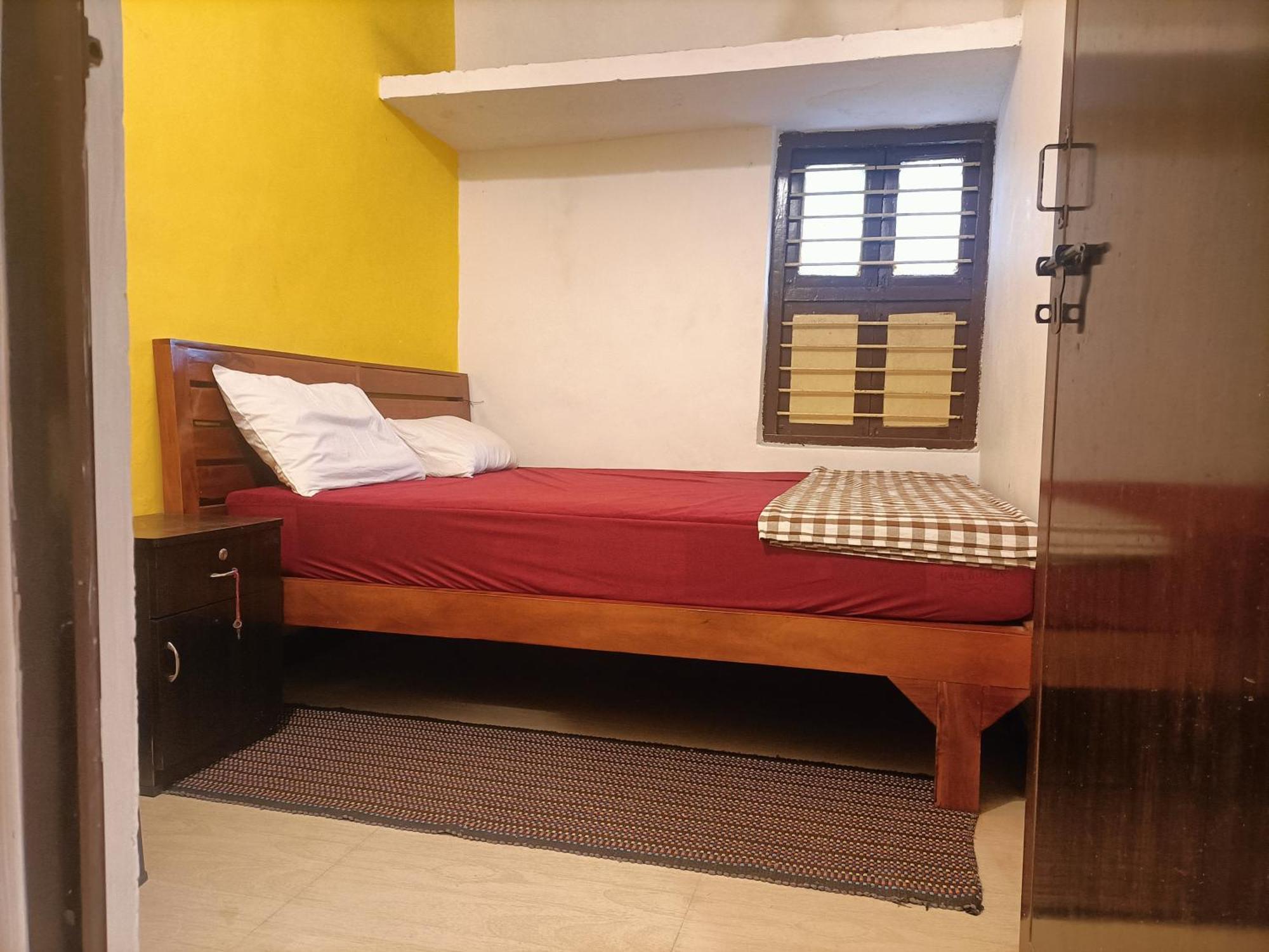 Nks Homestay Пондичери Екстериор снимка