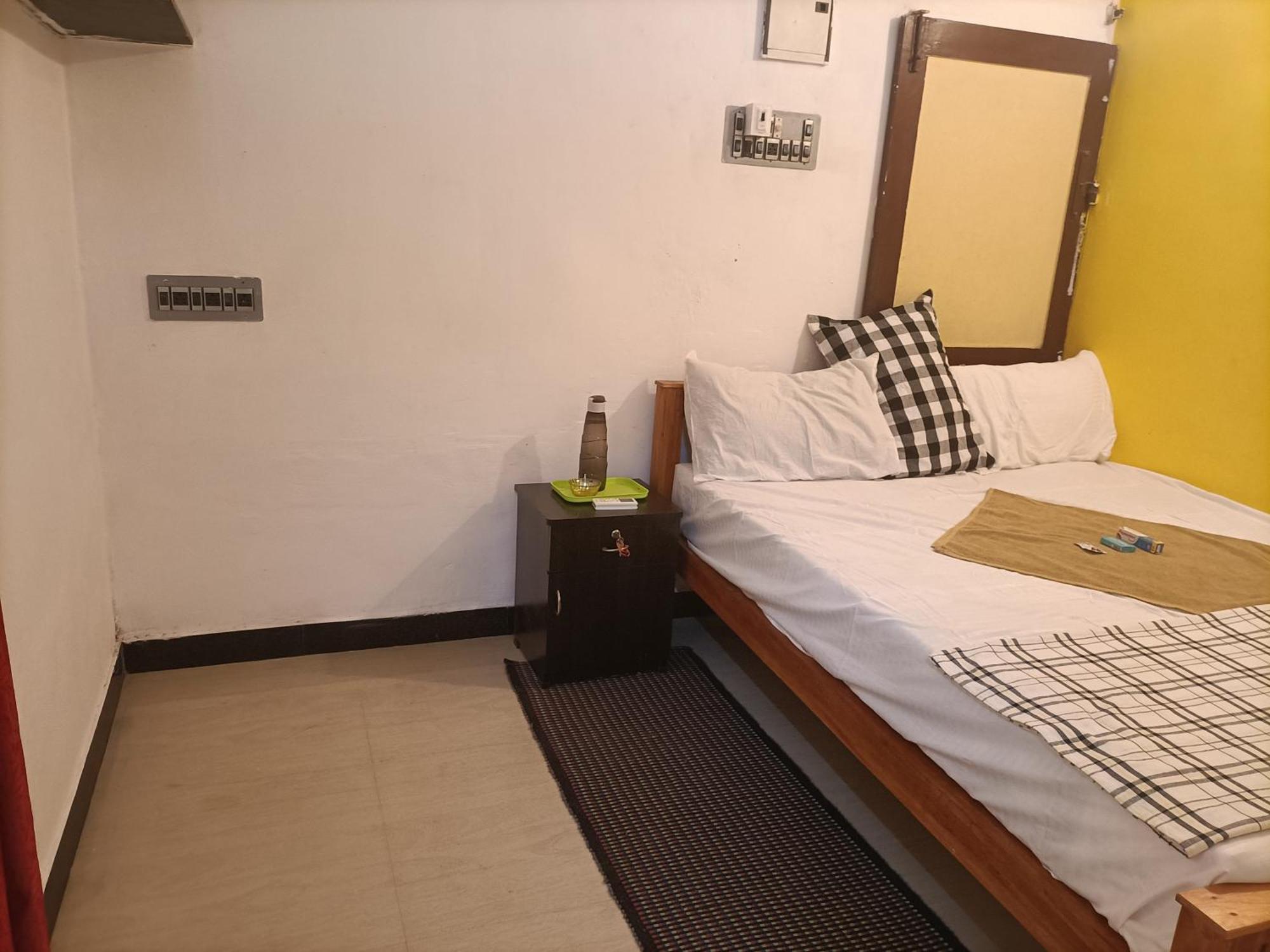 Nks Homestay Пондичери Екстериор снимка
